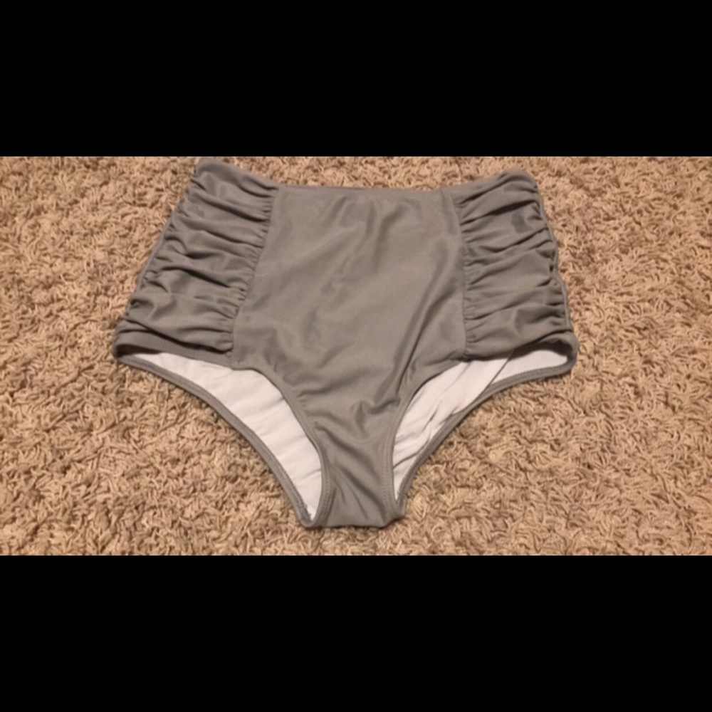 EUC KJ BOTTOMS M